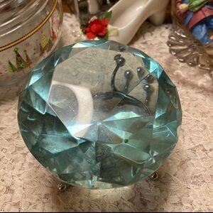 Glass Diamond paperweight with metal
Stand